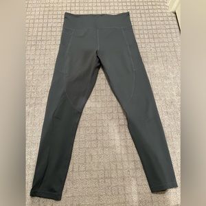 Zyia pocket light and tight leggings
